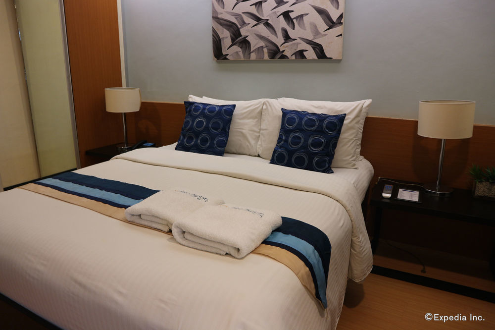 Reddoorz Plus Near Mendoza Park Puerto Princesa Zewnętrze zdjęcie