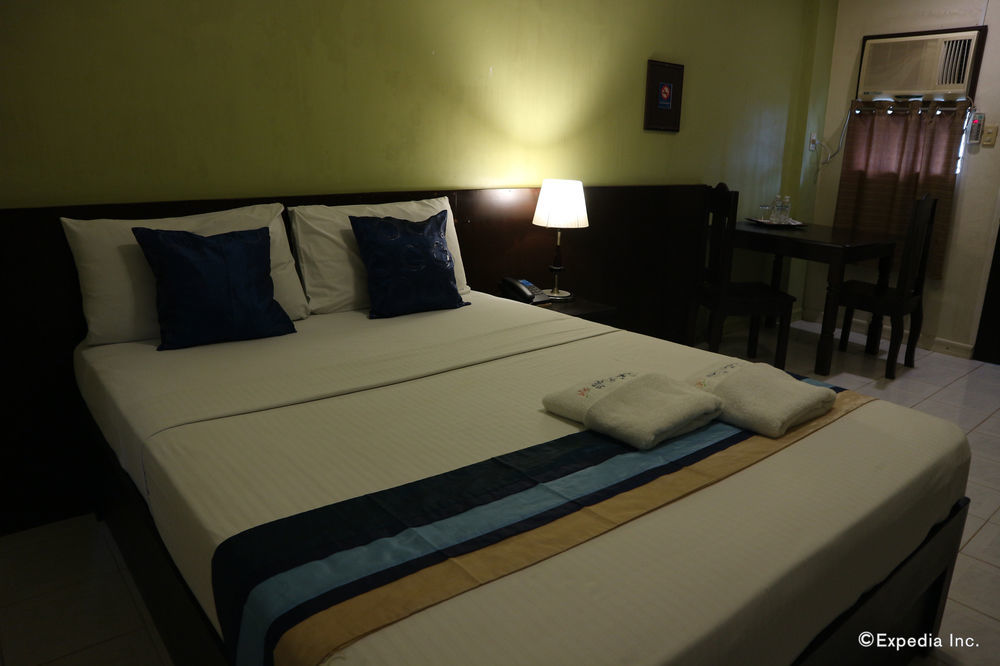 Reddoorz Plus Near Mendoza Park Puerto Princesa Zewnętrze zdjęcie