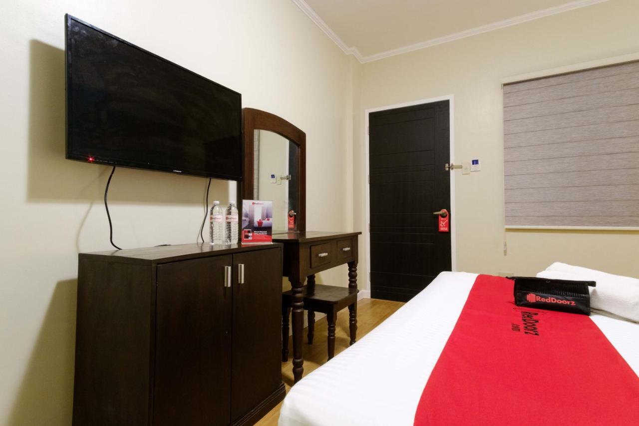 Reddoorz Plus Near Mendoza Park Puerto Princesa Zewnętrze zdjęcie