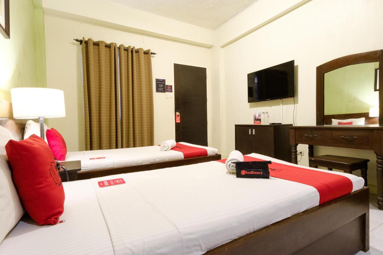 Reddoorz Plus Near Mendoza Park Puerto Princesa Zewnętrze zdjęcie