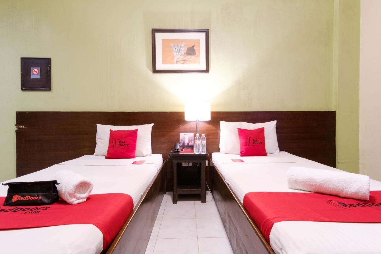 Reddoorz Plus Near Mendoza Park Puerto Princesa Zewnętrze zdjęcie